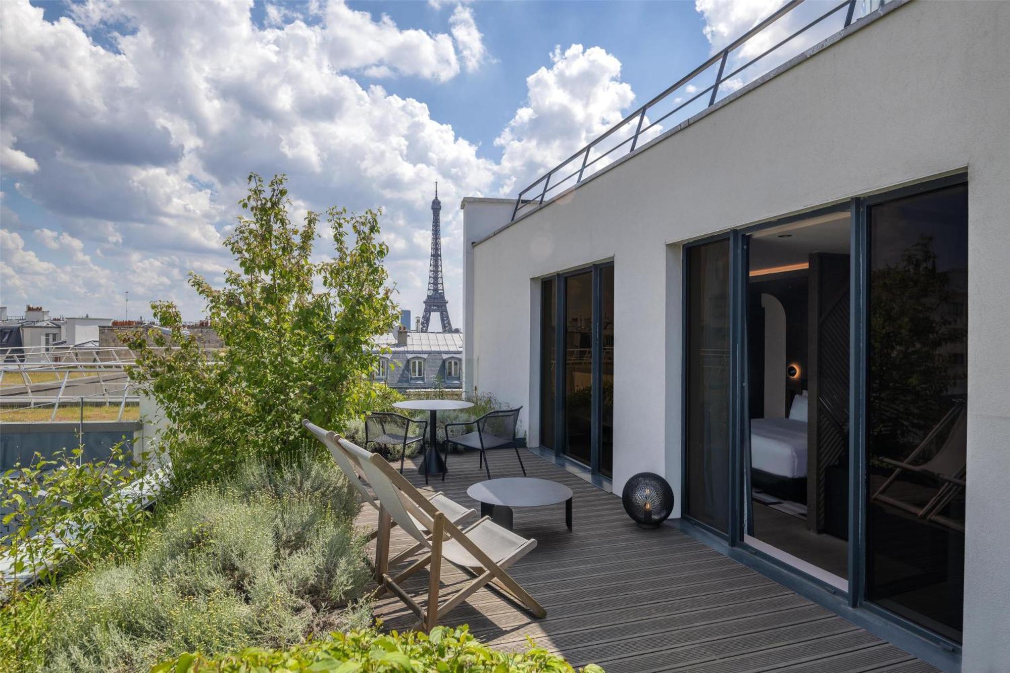 Canopy By Hilton Eiffel Tower 4*